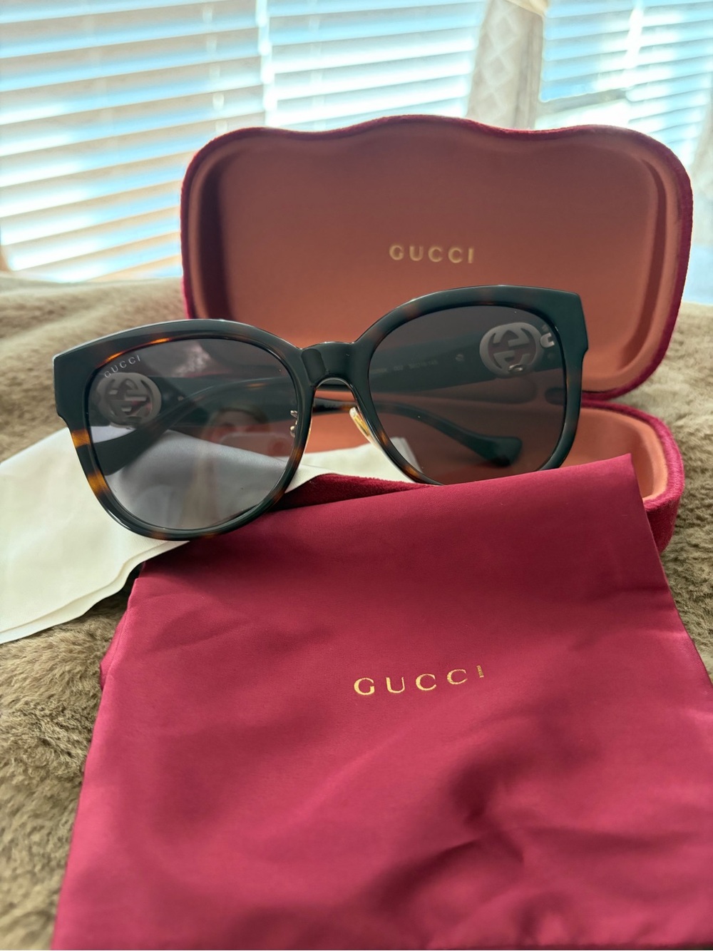 Gucci Tortoise & Gold Logo Sunglasses with Satin Pouch & Velvet Case